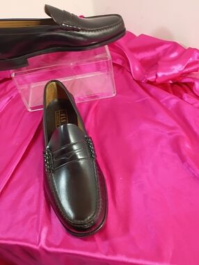 Florsheim FLS "Berkley" Black Smooth Leather Moc Toe Penny Loafer 10.5 B.